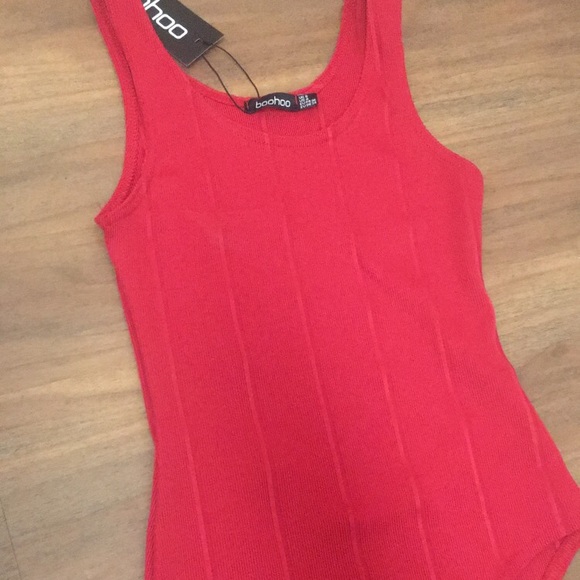 Red bandage bodysuit - Picture 2 of 3